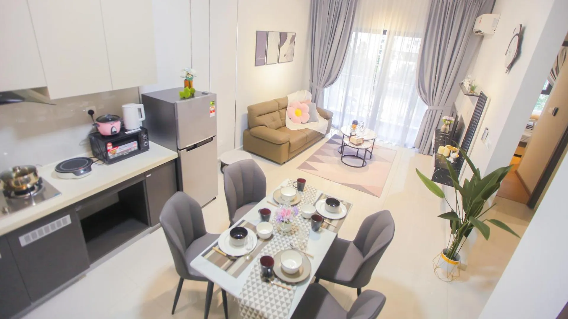 아파트 Danga Bay Cozy Home Away Centre Of Jb - By The One 조호르 바루